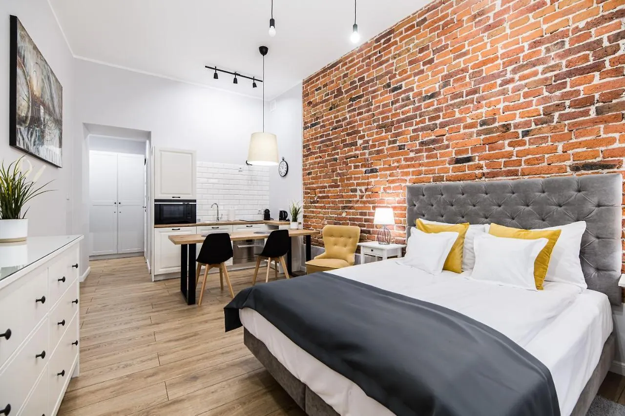 Attractive Apartment Oldtown Near Thetrain Station Krakow Poland